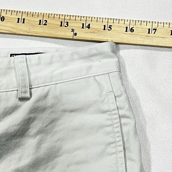 Vineyard Vines Ivory Stone Golf Shorts USA Flag Whales Embroidery Size 32 - Picture 7 of 8